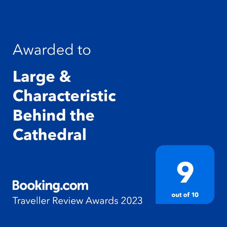 נאפולי Grande & Caratteristico Dietro La Cattedrale מראה חיצוני תמונה